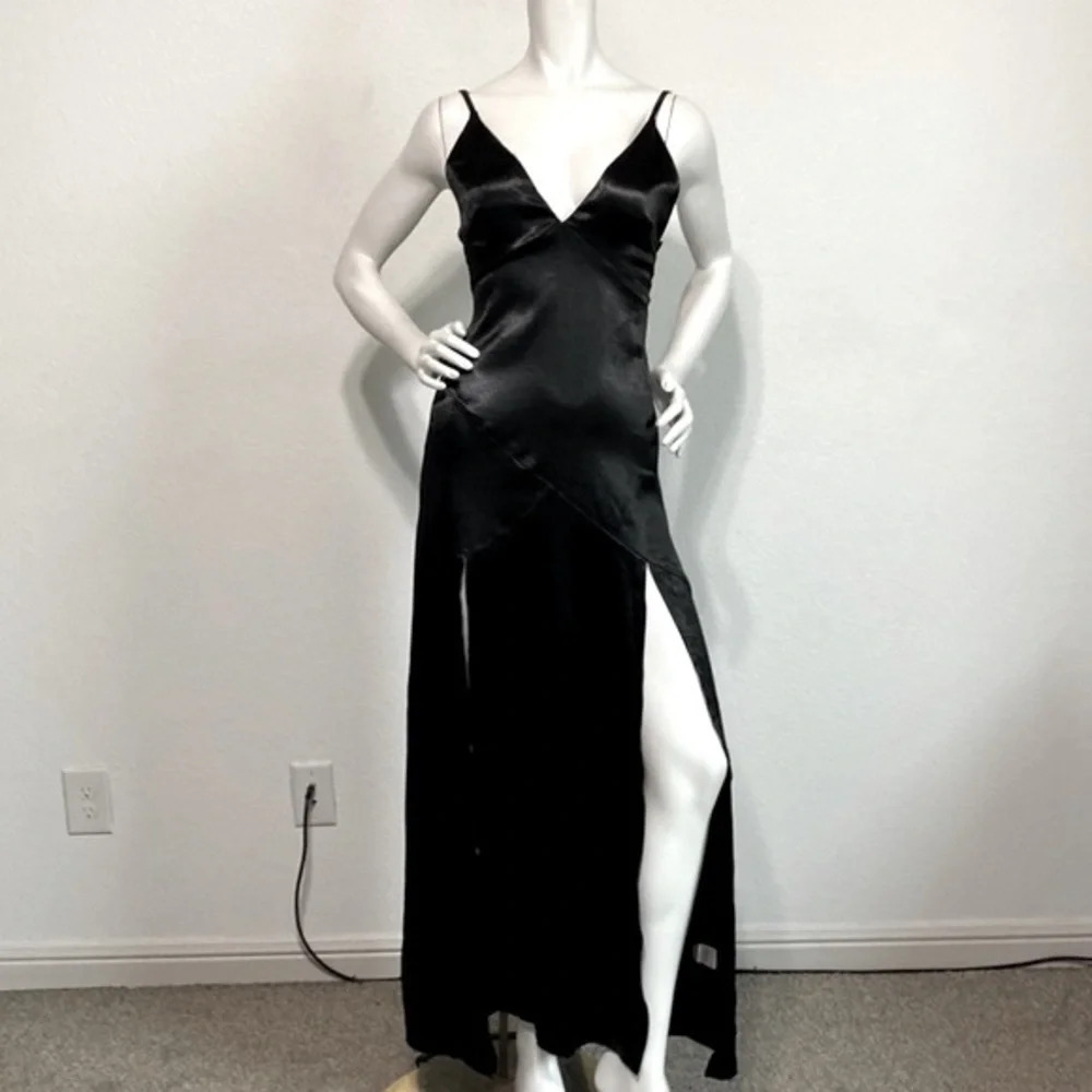 Seek The Label NEW Black V-Neck Adjustable Straps Double Slit Maxi Dress Size XS